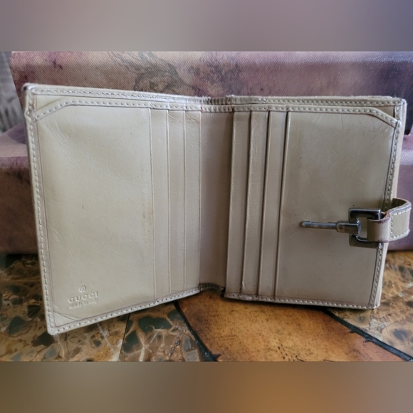 Gucci Beige and Brown Women's Bag - Picture 7 of 8